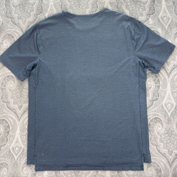 Mens Lululemon Commission Short Sleeve T-Shirt - Picture 3 of 5